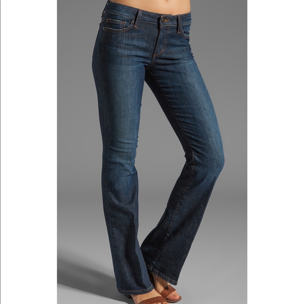 Joe’s Jeans Curvy Bootcut Quinn Dark Wash